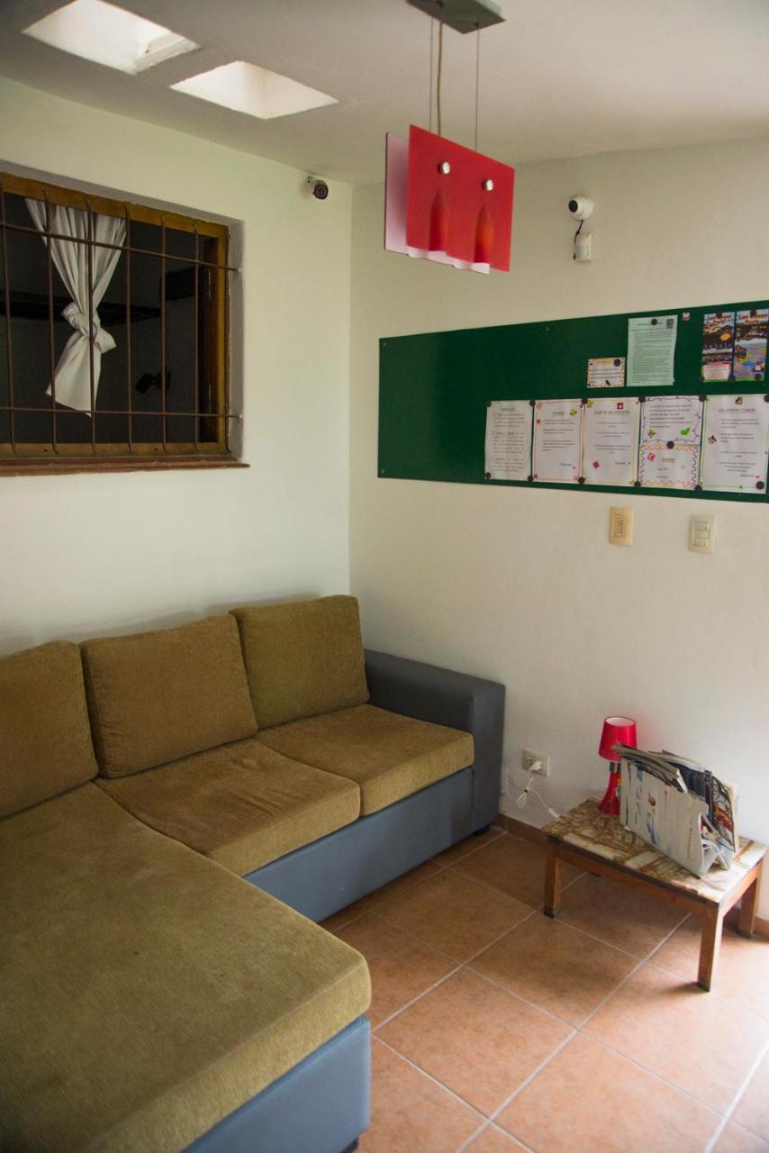 Feliza Hostel Вілья-Карлос-Пас Екстер'єр фото